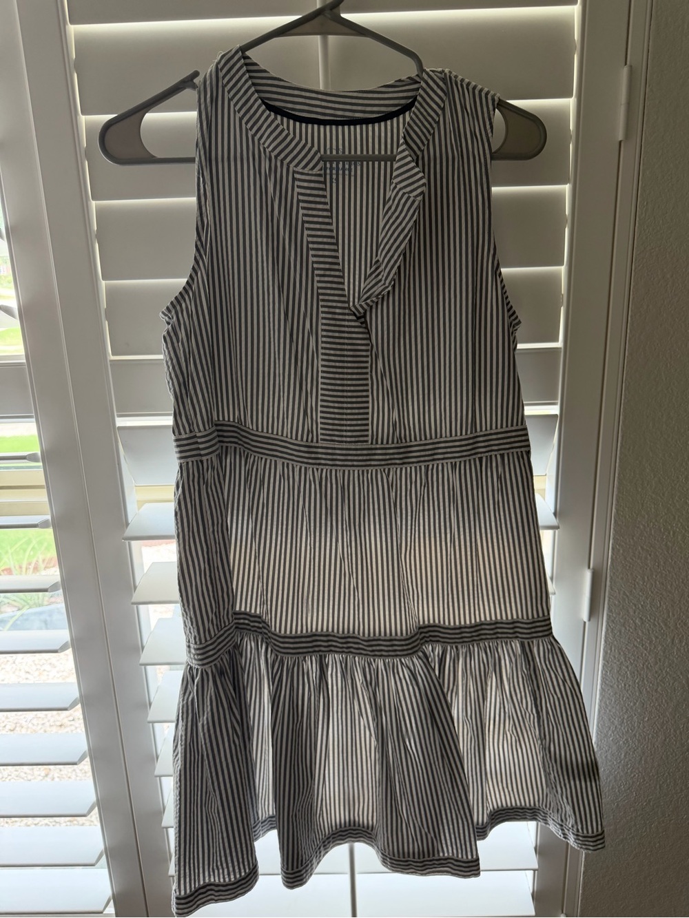 Vineyard Vines Black & White Striped Sleeveless Tiered Dress